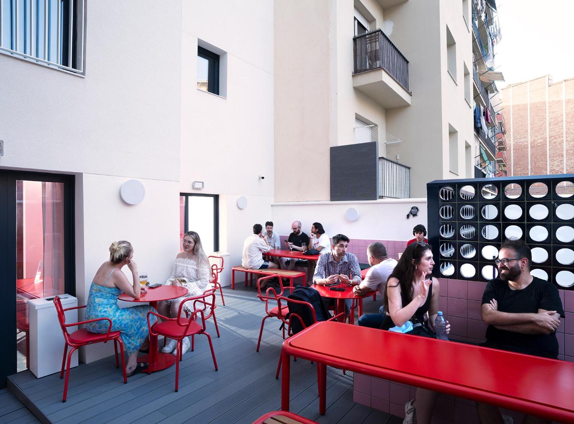 Amistat City Hostel Barcelona Exterior photo